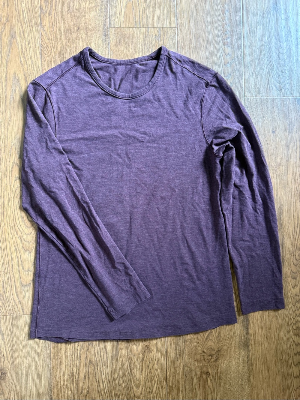Lululemon Shirt Mens Small Purple Crewneck Long Sleeve Performance Tech